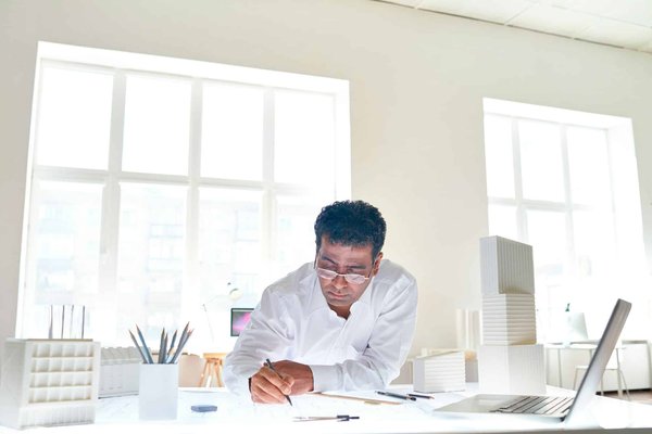 Peut-on louer une maison de vacances en Andalousie avec des cours de cuisine espagnole et des visites de bodegas?